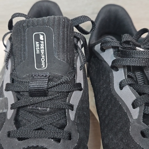 New Balance Mens Fresh Foam Arishi Warisek4 Running Shoes Sneakers Sz 10.5 main image 12